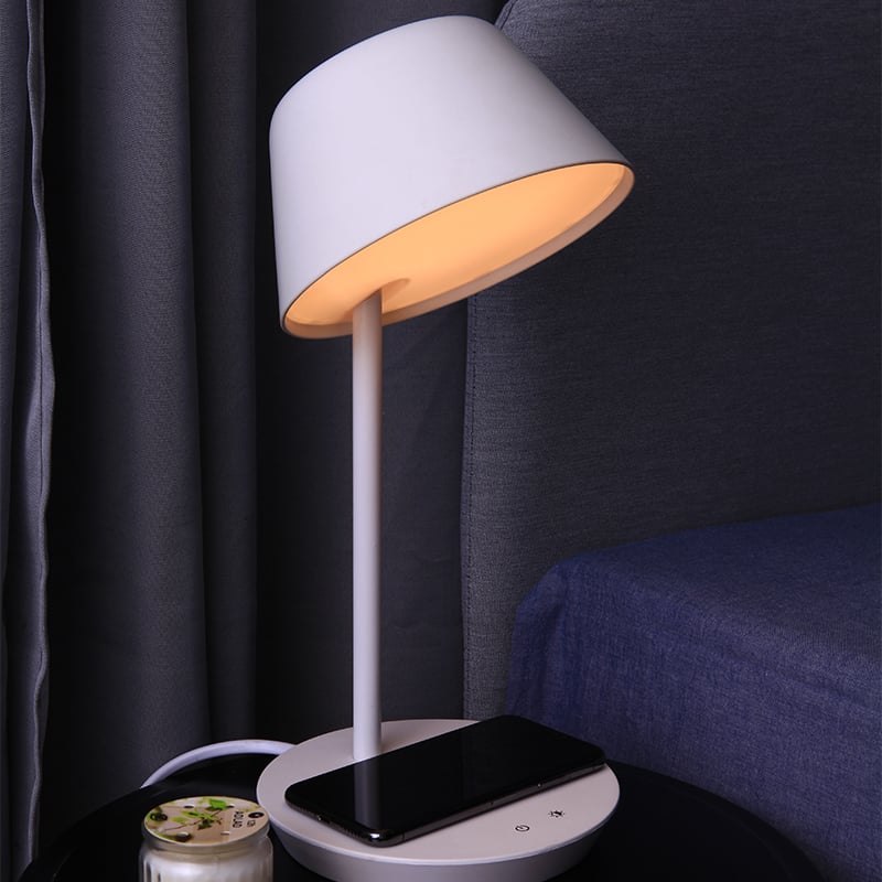 OL Wireless Charging LED Table Lamp